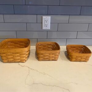 Longaberger: set of three Berry Baskets
